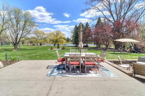 11 Briarwood Place Fargo ND 58104