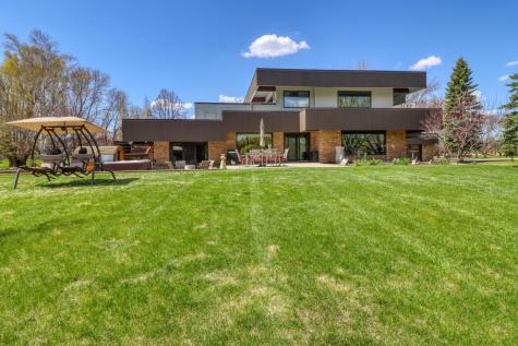 11 Briarwood Place Fargo ND 58104