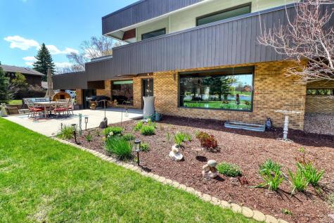 11 Briarwood Place Fargo ND 58104
