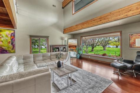 11 Briarwood Place Fargo ND 58104