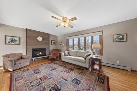 11625 Ravoux Avenue Burnsville MN 55337