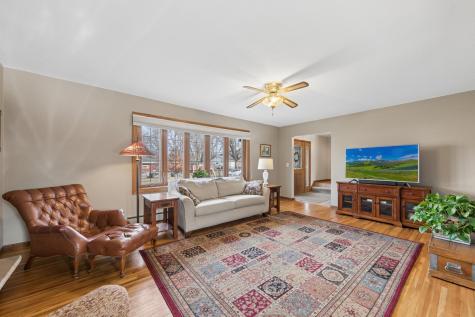 11625 Ravoux Avenue Burnsville MN 55337
