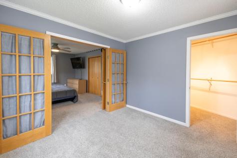 2016 84th Avenue N Brooklyn Park MN 55444