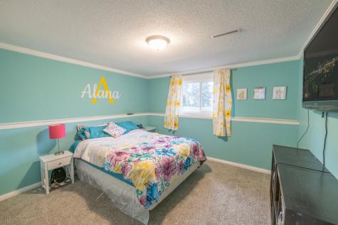 2016 84th Avenue N Brooklyn Park MN 55444