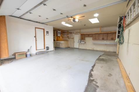 2016 84th Avenue N Brooklyn Park MN 55444