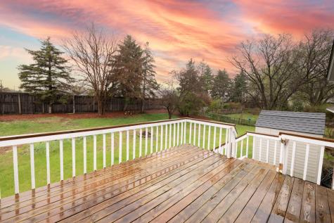 2016 84th Avenue N Brooklyn Park MN 55444
