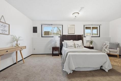 7597 Whitney Drive Apple Valley MN 55124