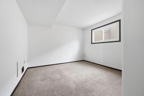 7597 Whitney Drive Apple Valley MN 55124