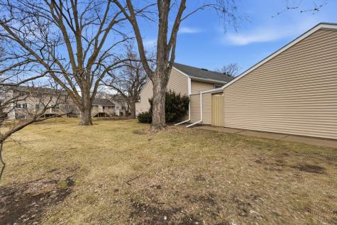 7597 Whitney Drive Apple Valley MN 55124