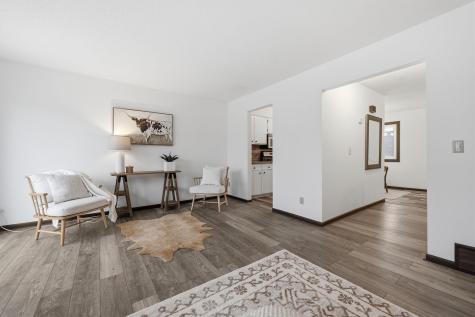 7597 Whitney Drive Apple Valley MN 55124