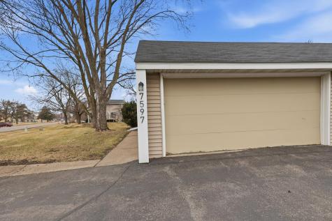 7597 Whitney Drive Apple Valley MN 55124