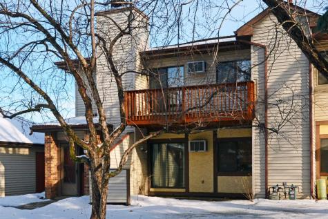 2076 Pathways Drive Saint Paul MN 55119