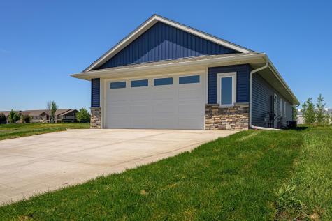 1332 Bradford Street SE Hutchinson MN 55350