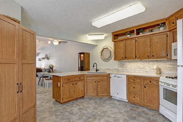 14351 Glenda Drive Apple Valley MN 55124