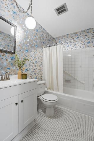 183 Little Canada Road E Little Canada MN 55117