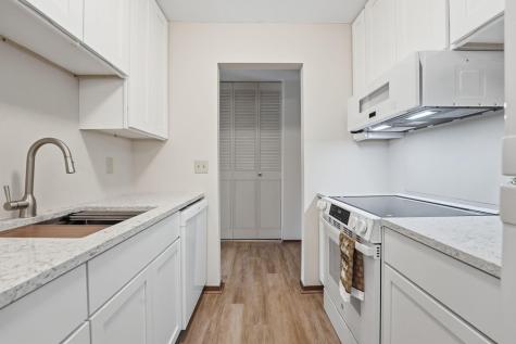 183 Little Canada Road E Little Canada MN 55117