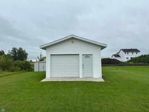 299 Maust Way Horace ND 58047