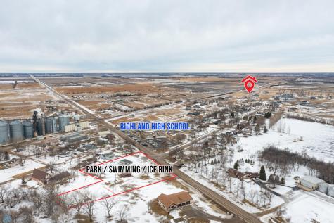 707 Blaine Street N Colfax ND 58018