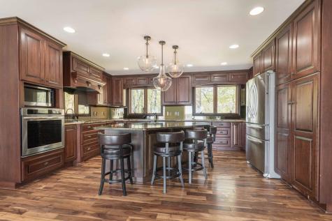 2303 S Le Homme Dieu Drive NE Alexandria MN 56308