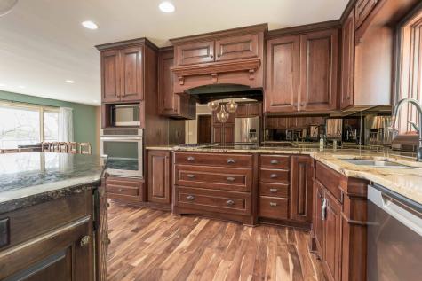 2303 S Le Homme Dieu Drive NE Alexandria MN 56308