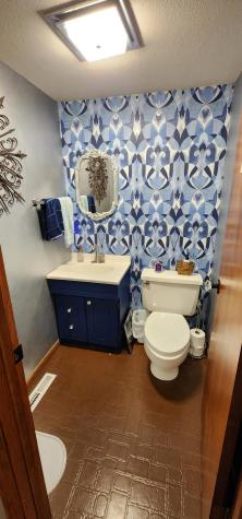 2303 S Le Homme Dieu Drive NE Alexandria MN 56308