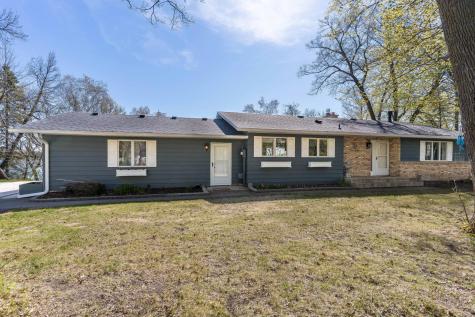 2303 S Le Homme Dieu Drive NE Alexandria MN 56308