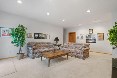 12525 42nd Avenue N Plymouth MN 55441