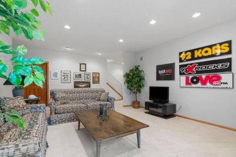 12525 42nd Avenue N Plymouth MN 55441
