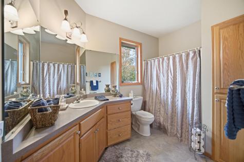 3882 219th Lane NE East Bethel MN 55011