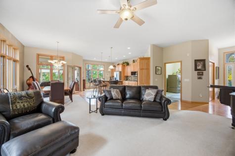 3882 219th Lane NE East Bethel MN 55011