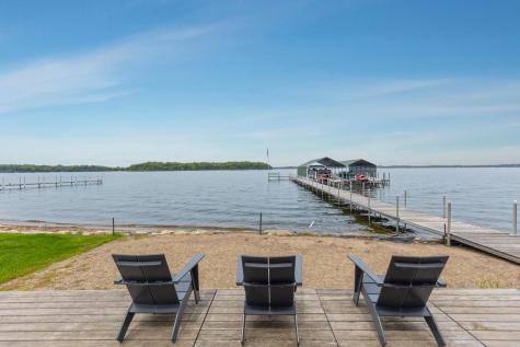 20670 Linwood Road Deephaven MN 55331
