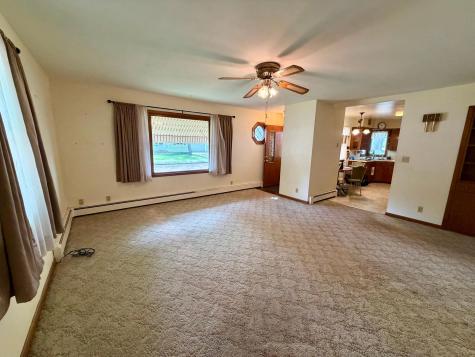 137 2nd Street E Tracy MN 56175