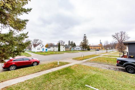 723 13th Street N Moorhead MN 56560