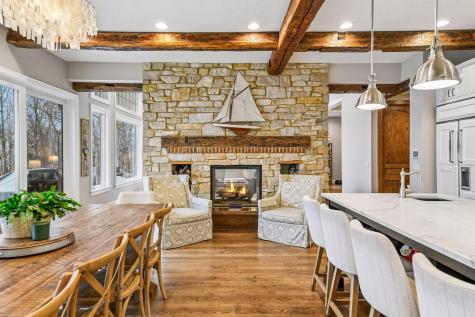3601 Lerive Way Chaska MN 55318
