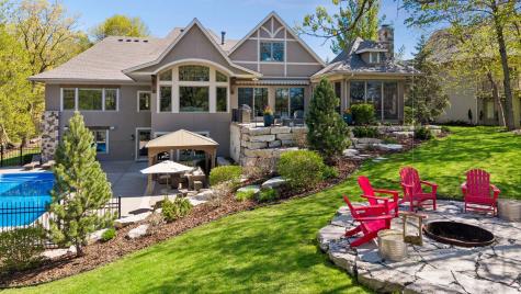 3601 Lerive Way Chaska MN 55318