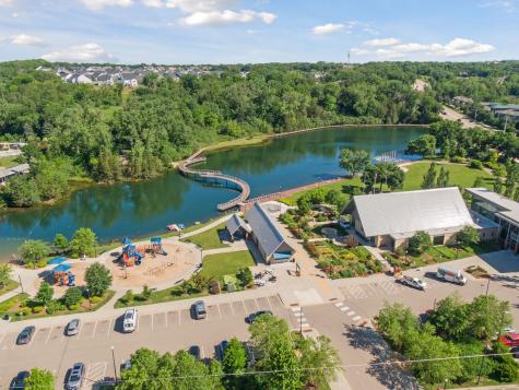 3601 Lerive Way Chaska MN 55318