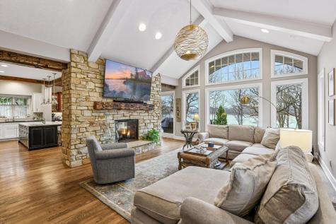 3601 Lerive Way Chaska MN 55318