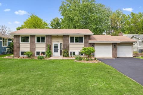 3216 W 85th Street Bloomington MN 55431