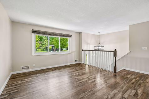 3216 W 85th Street Bloomington MN 55431