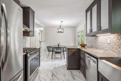 3216 W 85th Street Bloomington MN 55431