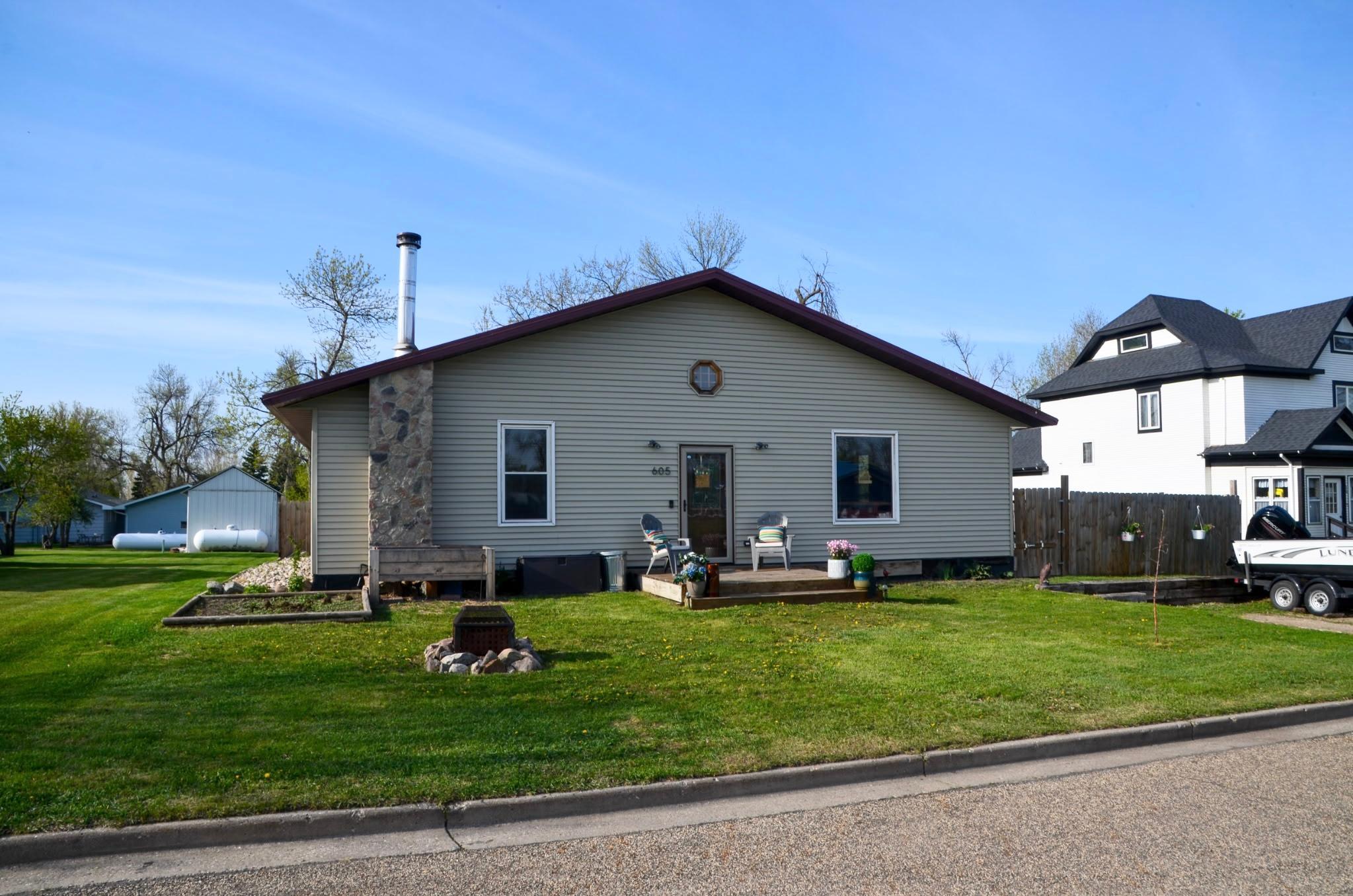 605 Ingalls Avenue Hope ND 58046