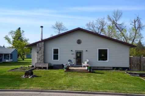 605 Ingalls Avenue Hope ND 58046
