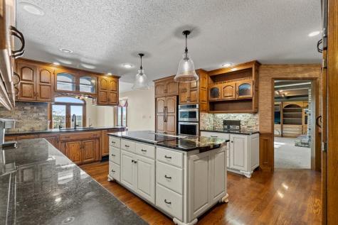 15450 260th Street Milroy MN 56263