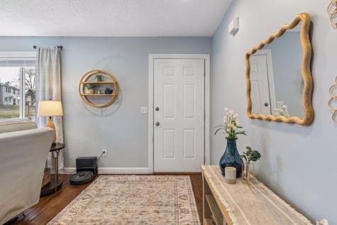 6690 Gretchen Court N Oakdale MN 55128