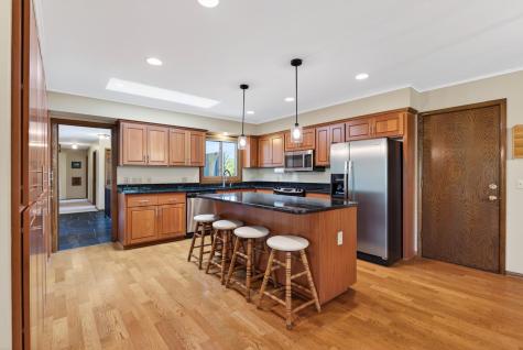 17210 27th Avenue N Plymouth MN 55447