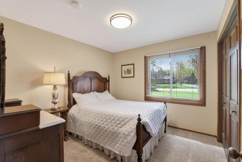 17210 27th Avenue N Plymouth MN 55447