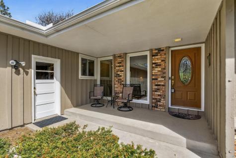 17210 27th Avenue N Plymouth MN 55447