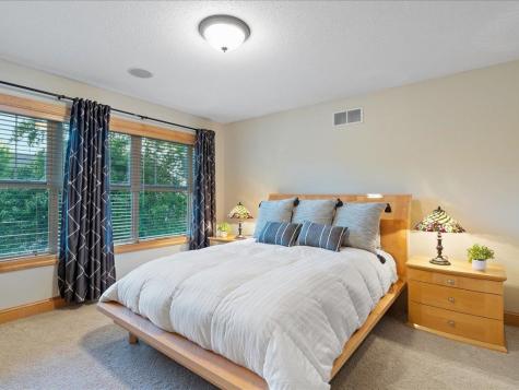 4112 Regent Avenue N Robbinsdale MN 55422