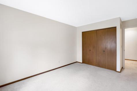 4677 Sorrell Point Eagan MN 55122