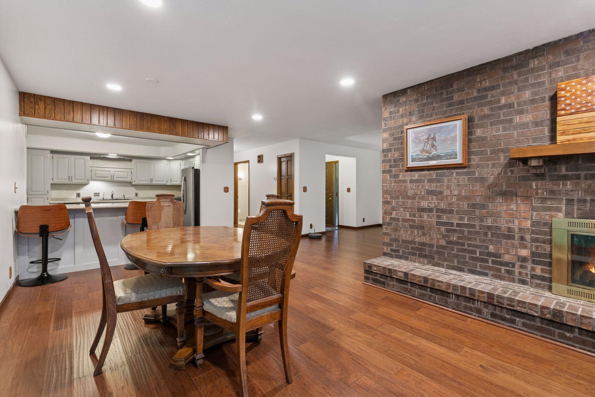 12855 Dory Avenue Apple Valley MN 55124